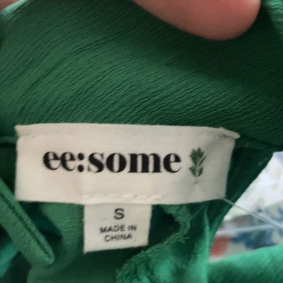 ee:some Sleeveless top - Picture 4 of 5